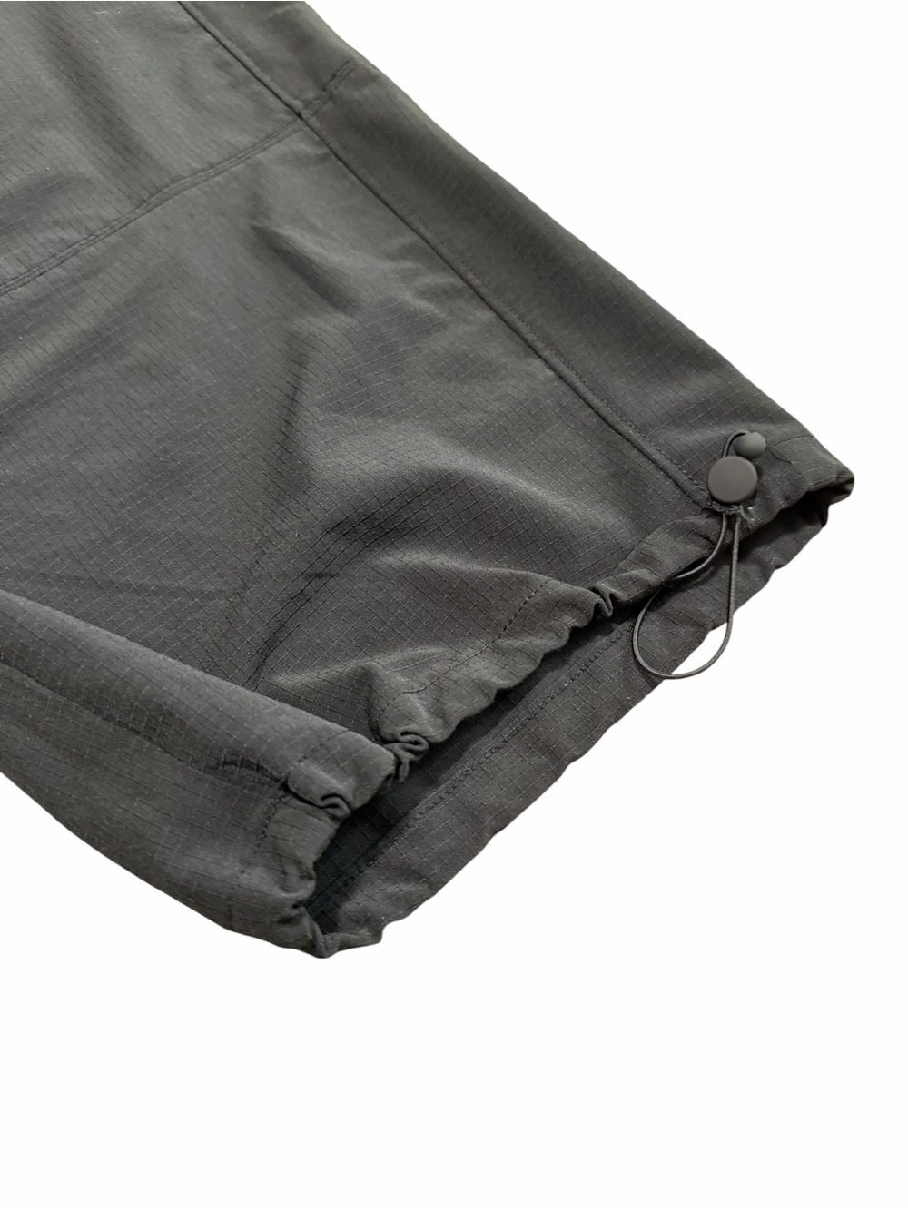 Athleta Women's Boundless Low Rise Cargo Pants Bungee Ankle | Black | Large - Picture 6 of 8